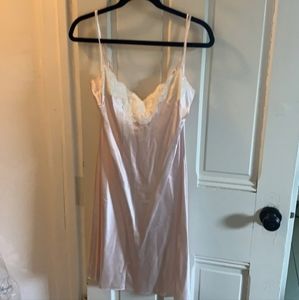 Brooks Brothers Silk Nightgown 💎
